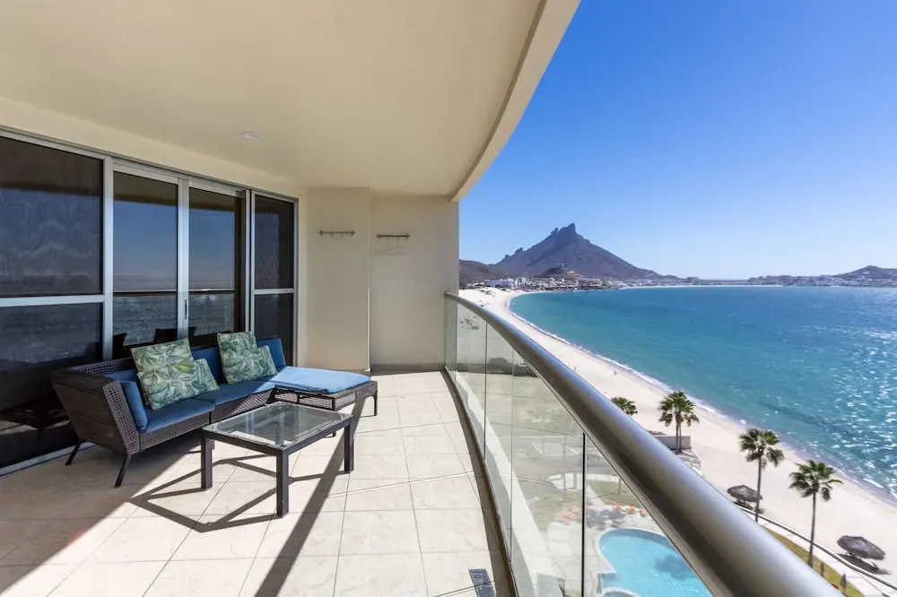 3 Playa Blanca 1001 - 3 Br Condo By Redawning