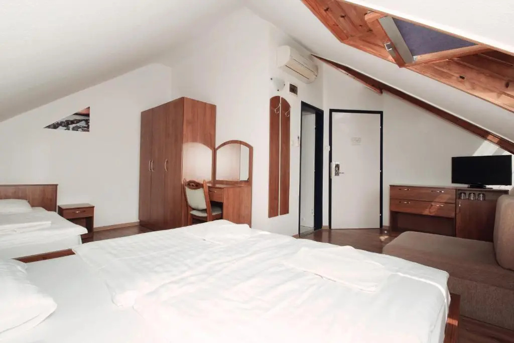 Aquilo Hotel Panorma - Chambres