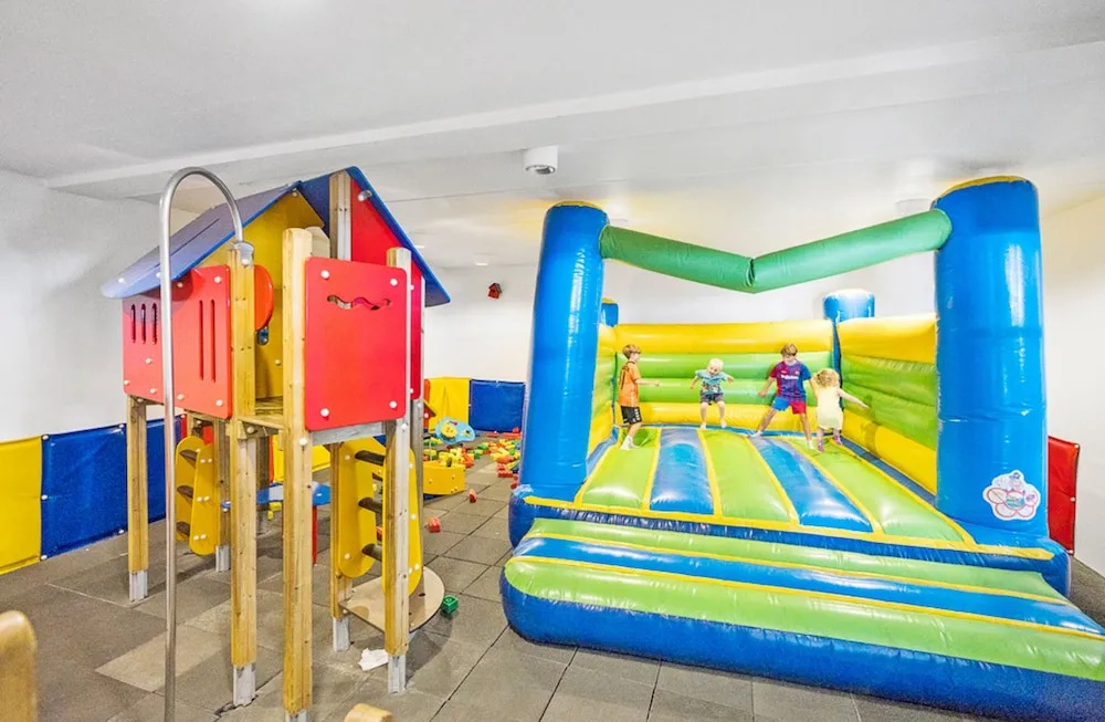 Hotel photo 20