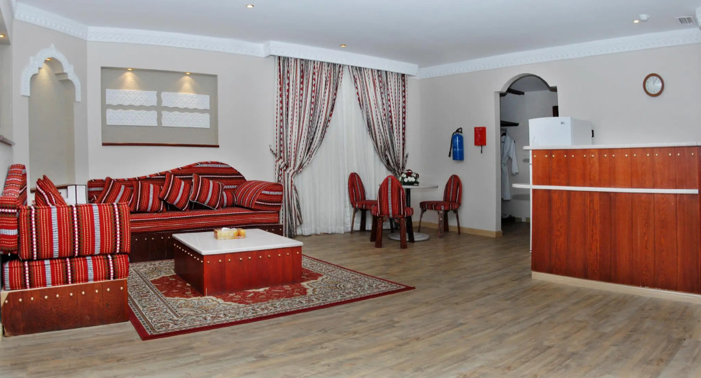 Al Liwan Suites — фото