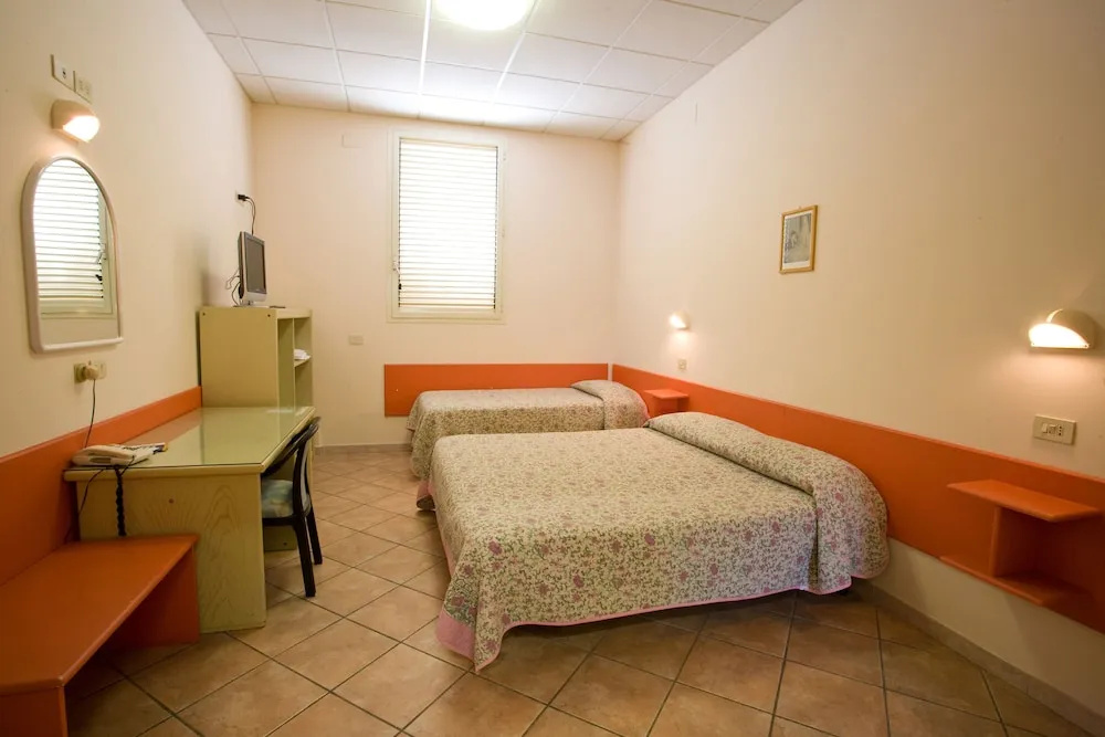 Hotel Frate Sole - Chambres