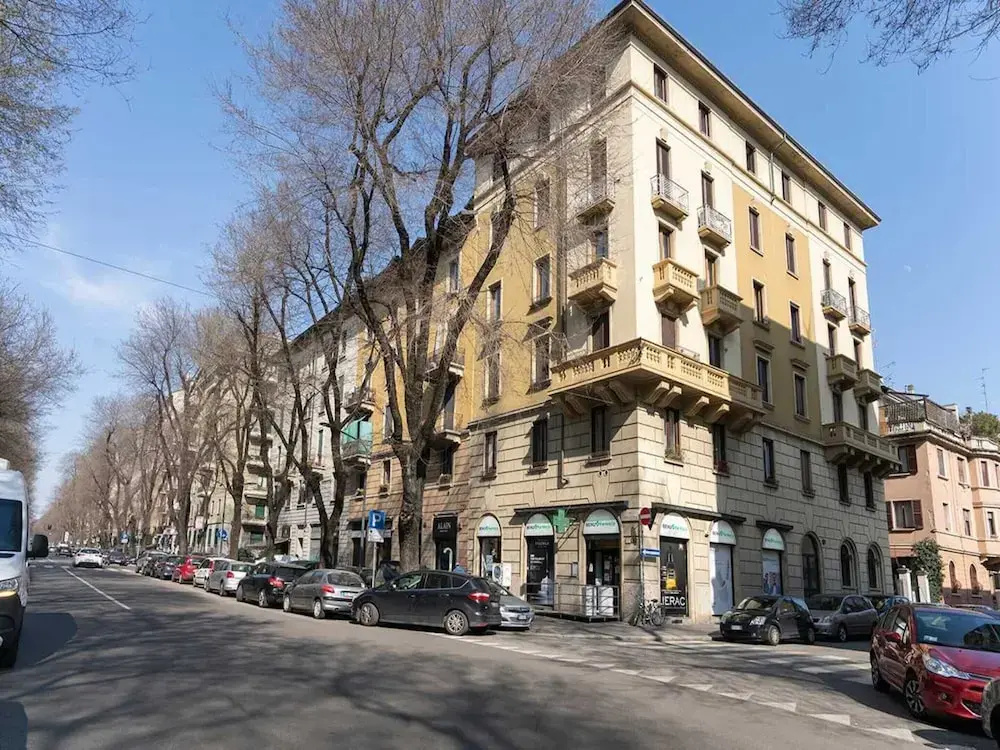 Charming Modern Apartment Near Argonne