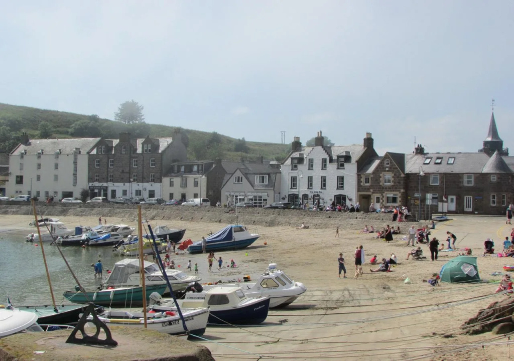 Beach & Waterfront