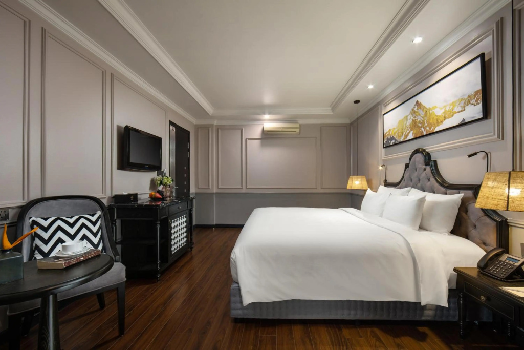 Отель Imperial Hotel & Spa в Ханое