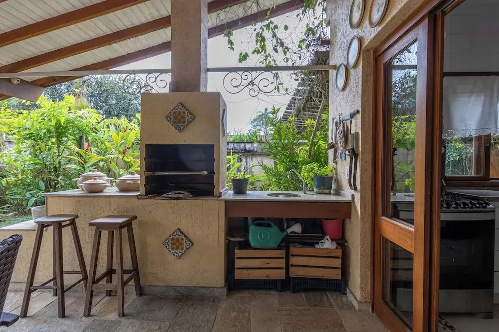 Casa Alto Padr o com 5 Su tes e Jacuzzi Privativa