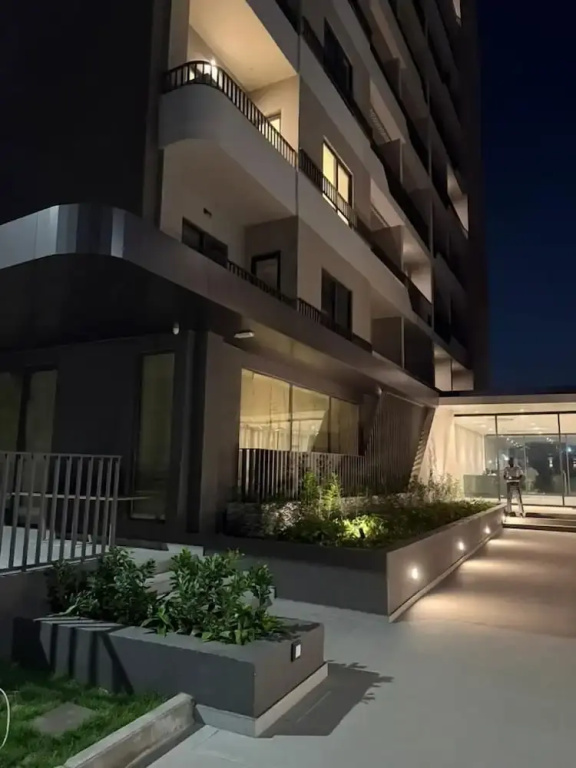 Bantree Luxury Apartments by Cozy