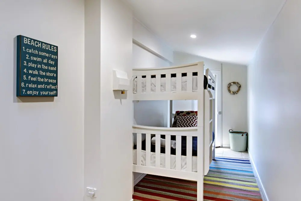 5 Bedrooms Cottage with garden view