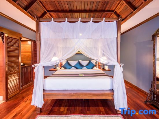 Студия c 1 комнатой в Angkor Palace Resort & Spa