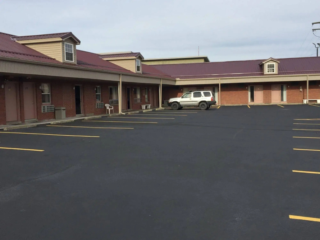The Valley Motel