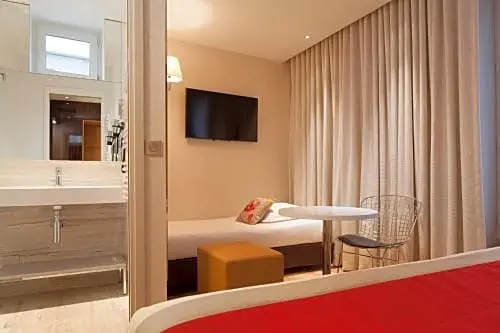 Hôtel Tourisme Avenue 71