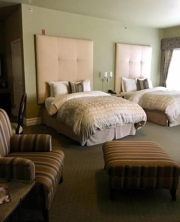 Deluxe Quadruple room