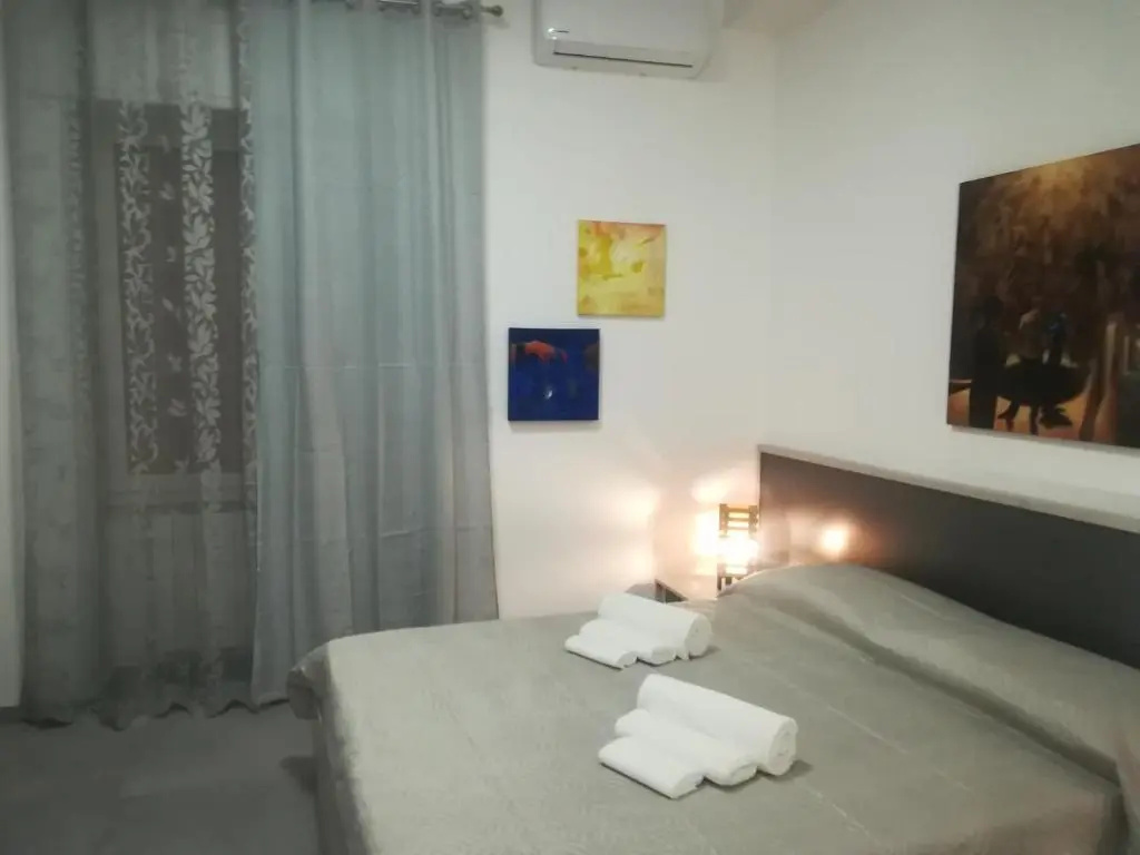 Standard Double room (full double bed)