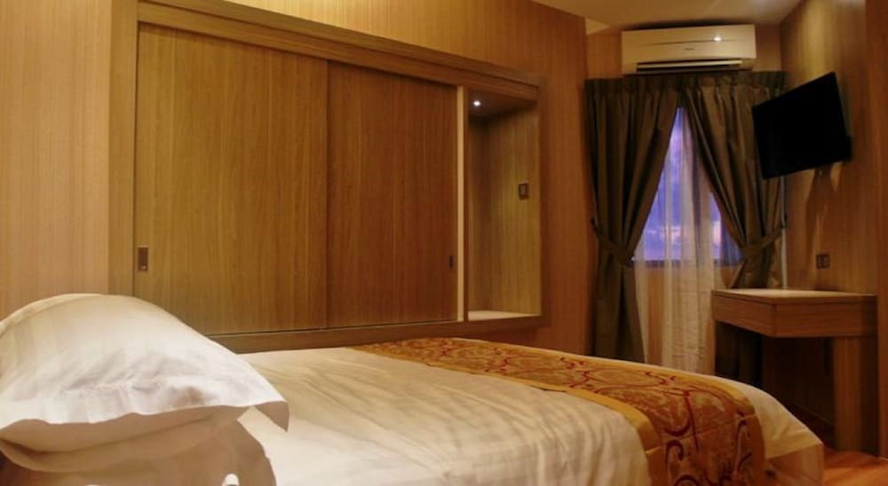 Mandarin Hotel