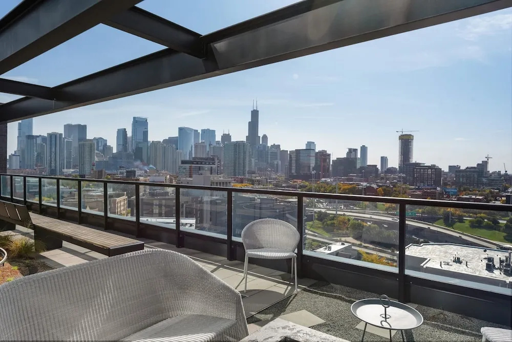 3 Top Notch Penthouses Ideal for Large Groups