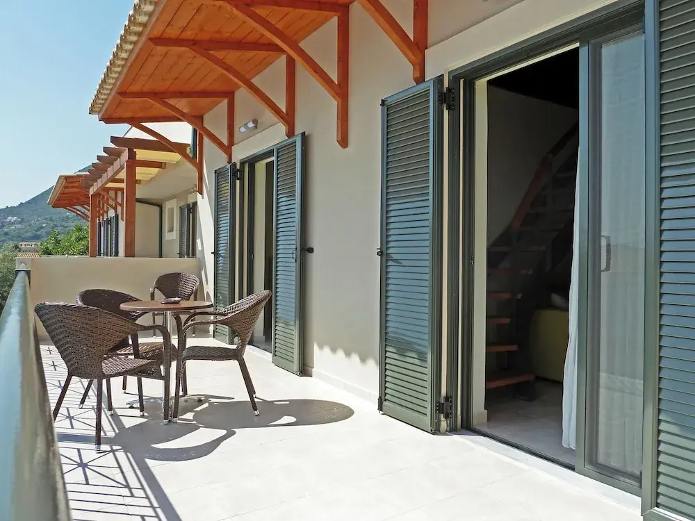 Suite with balcony