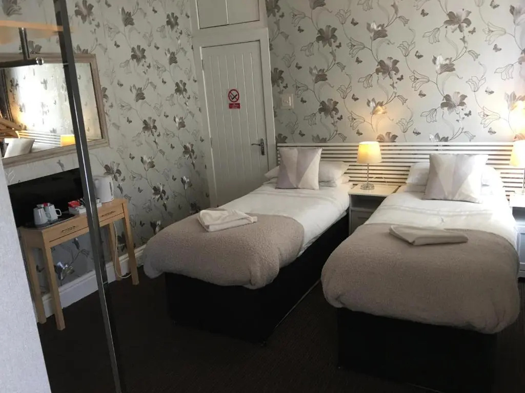Glenheath Hotel - Chambres