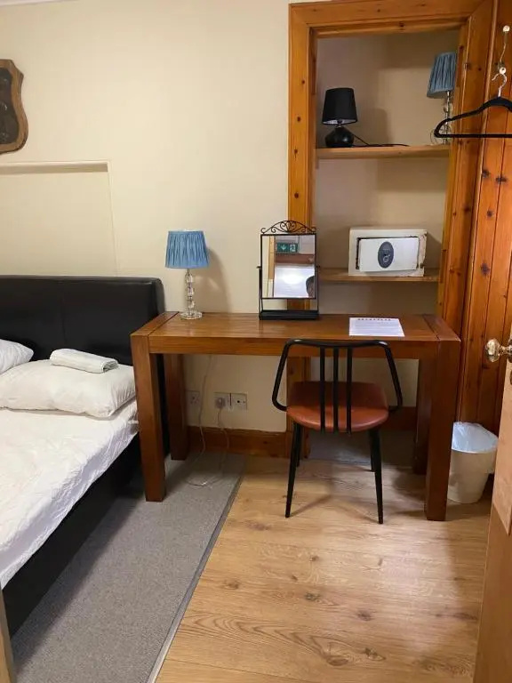 Economy Double room (full double bed)