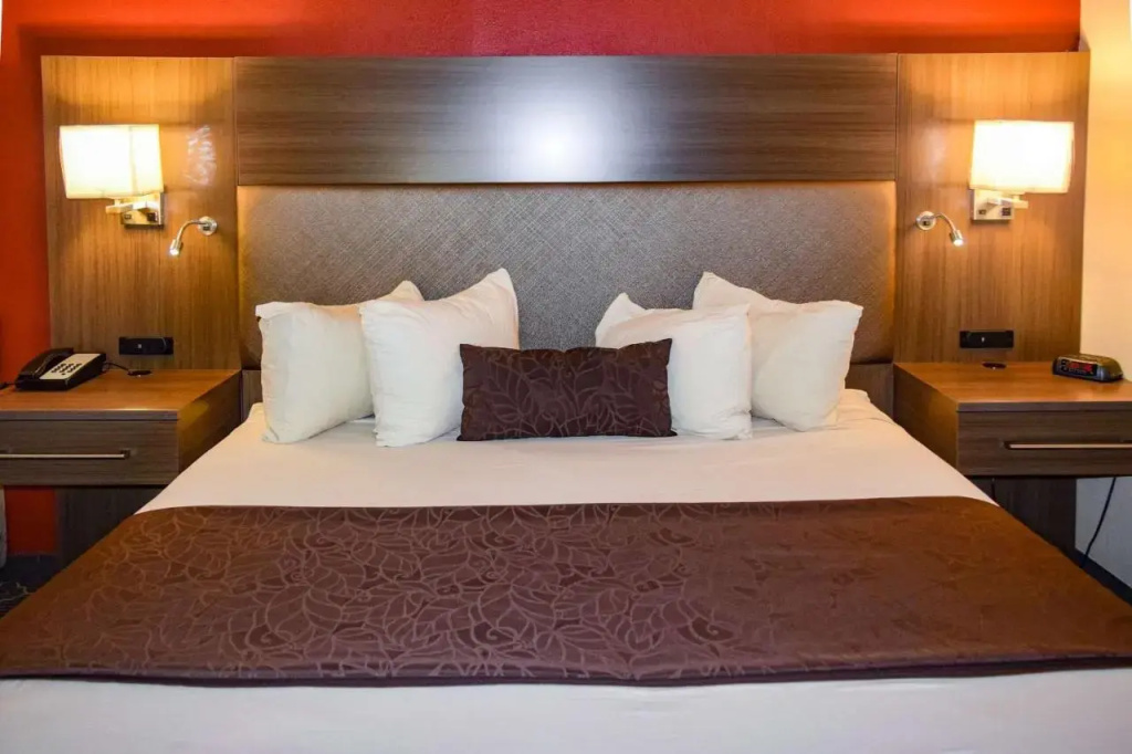Best Western West Memphis Inn (rodeway Inn West Memphis)