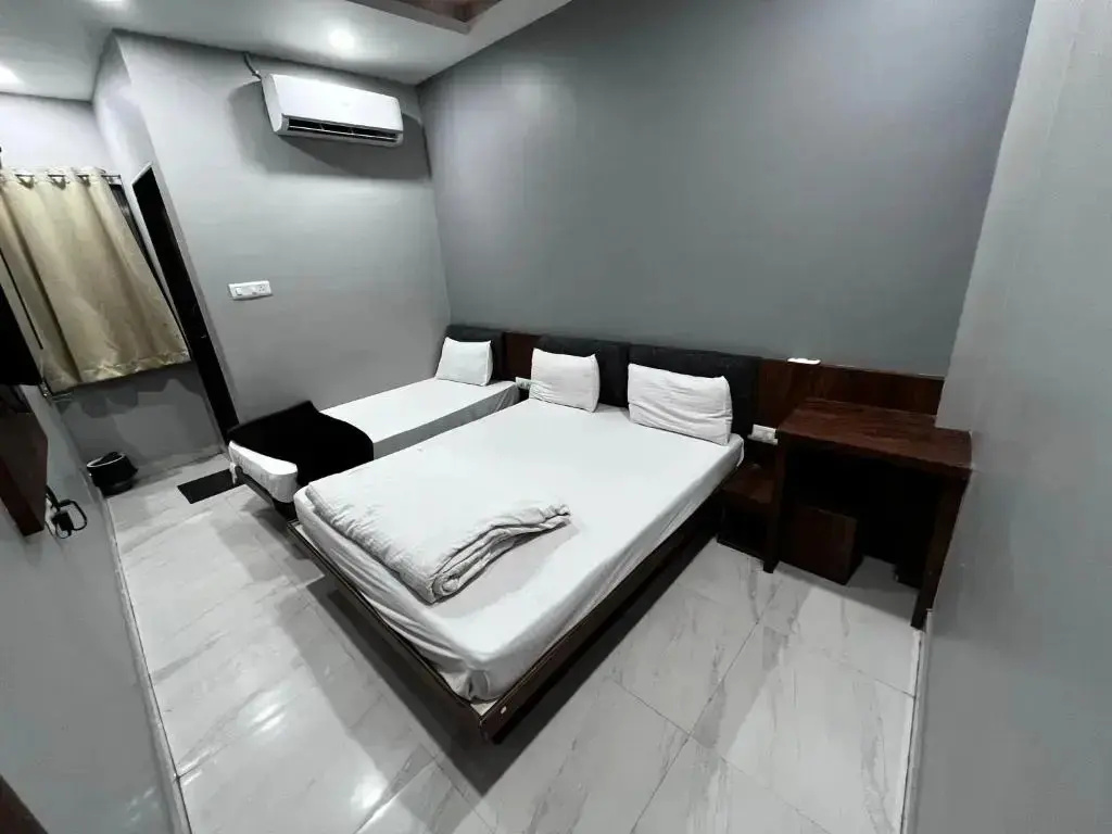 Hotel Shankar by OYO Rooms