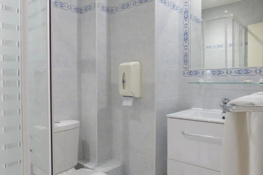 Hôtel Helvétique - Chambres