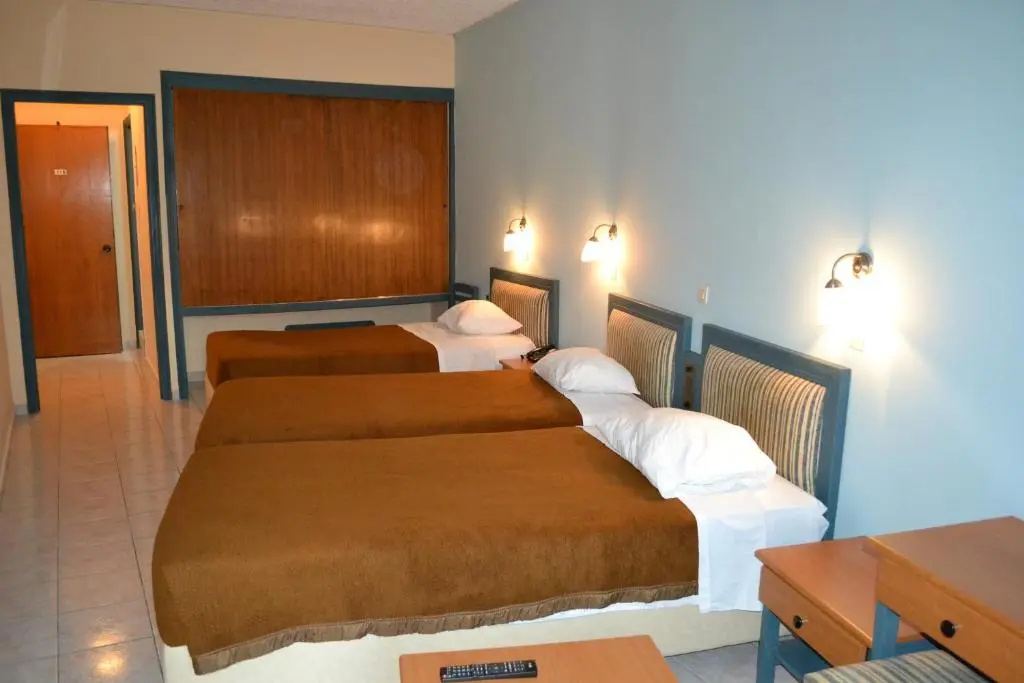 Triple room