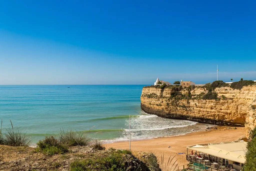 Beach & Waterfront