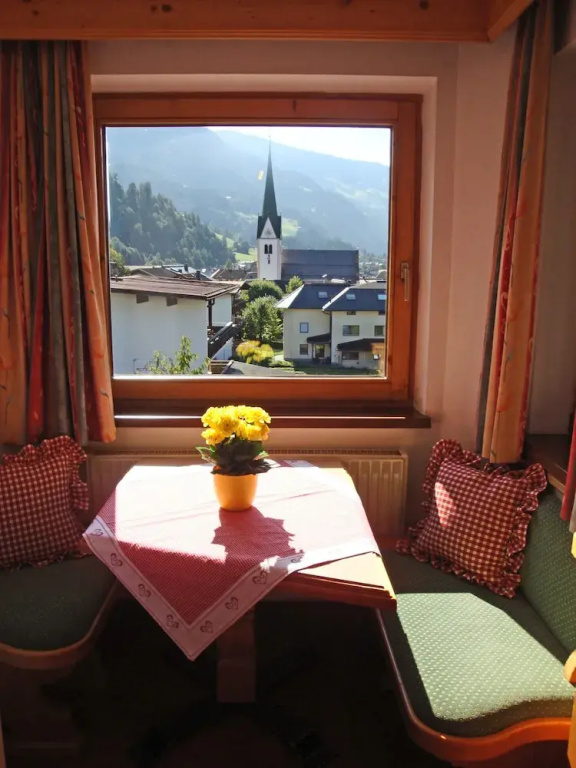 2 Bedrooms Apartment with balcony