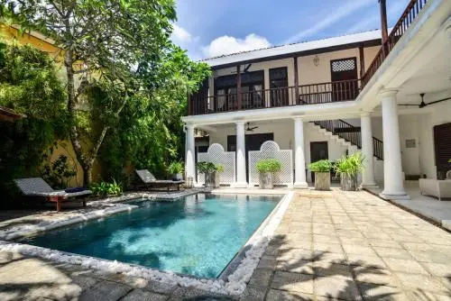 Villa 32 Middle Street