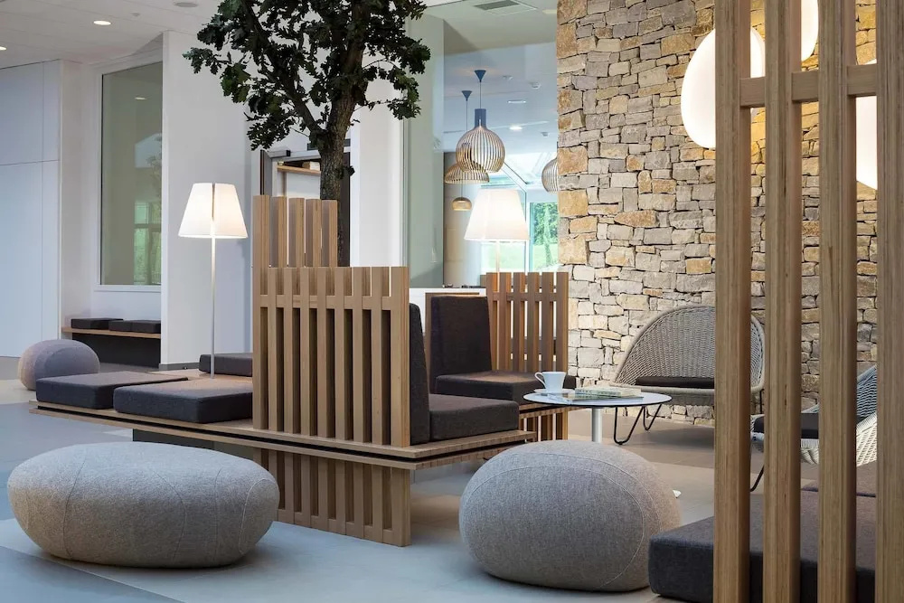 Voir la photo 4 — Eau Thermale Avene L'hotel