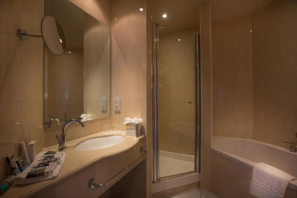 Holland House Hotel Cardiff By Sunday - Chambres