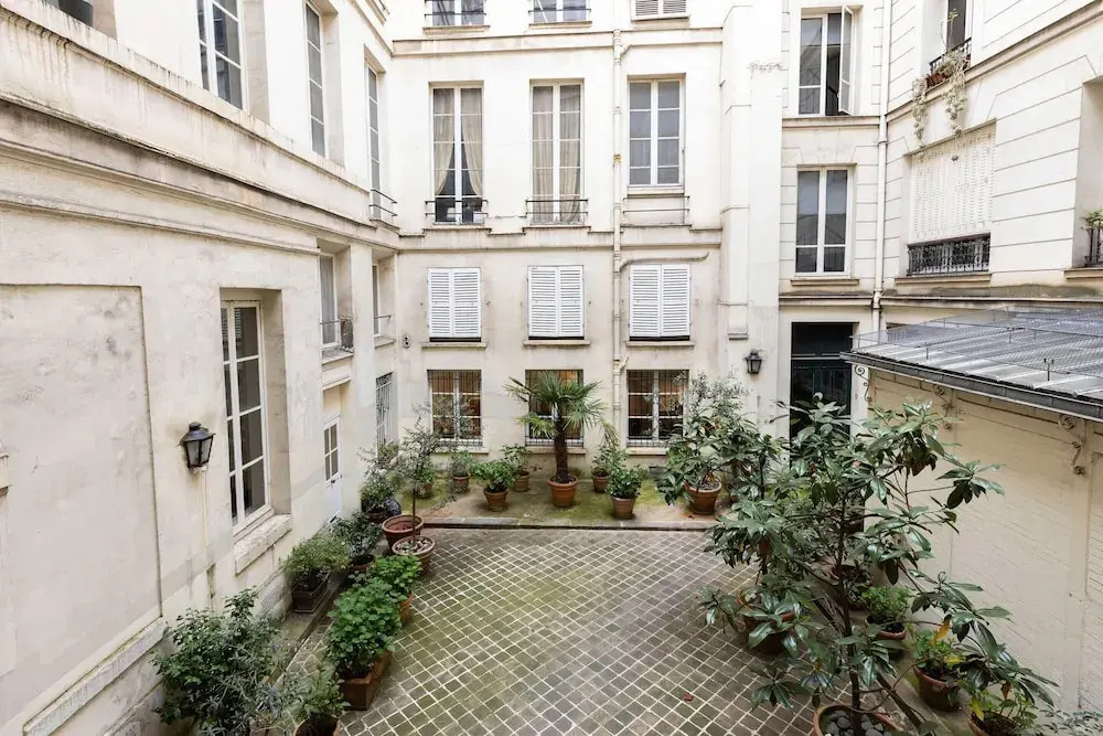 Joyful Apartment, 2br/6p Heart of Paris - Louvre