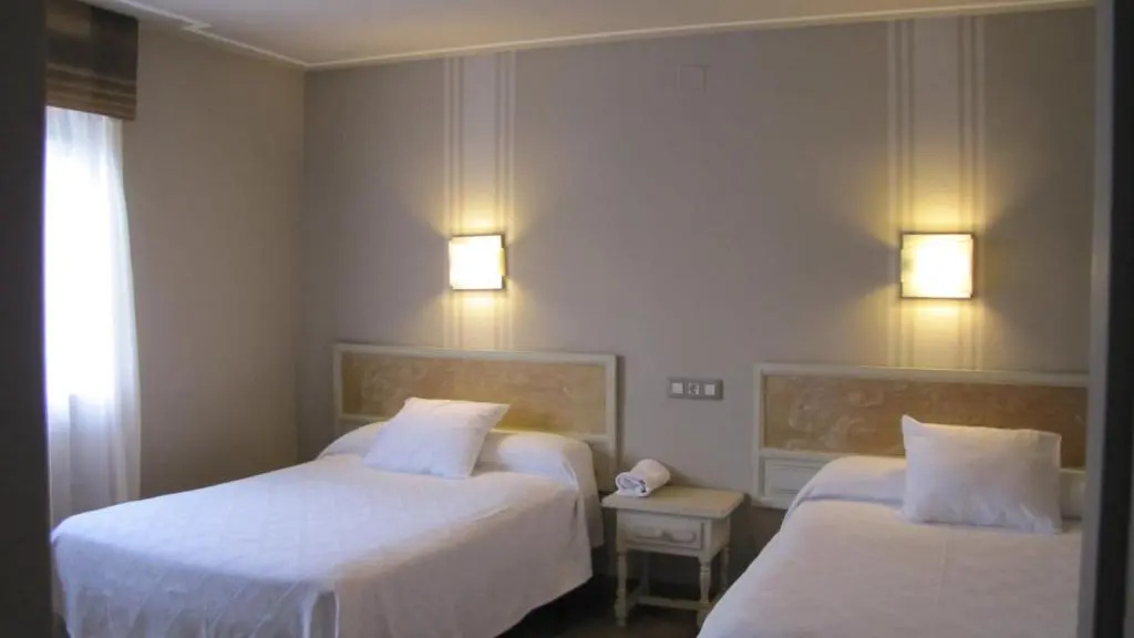 Standard Double Basement room (full double bed)