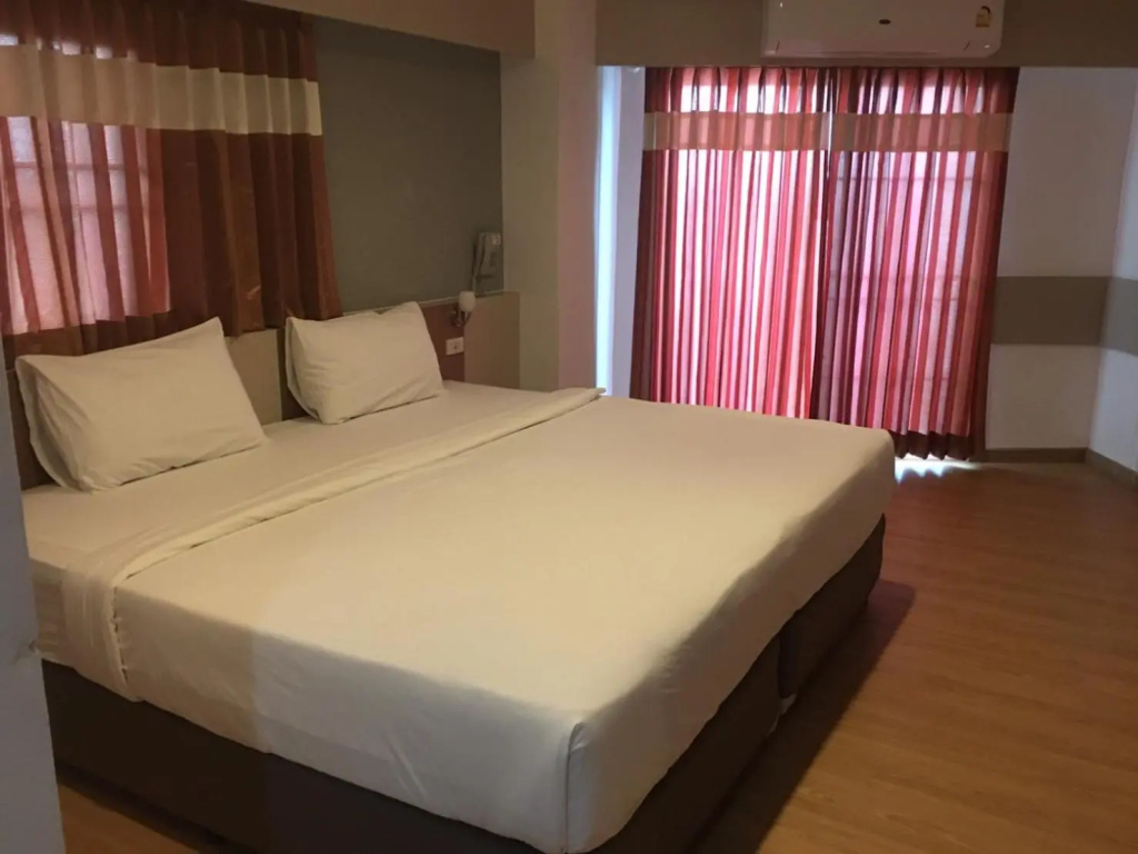 Ingnaam Hotel — 4