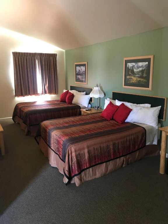 Double Family Suite (full double bed)