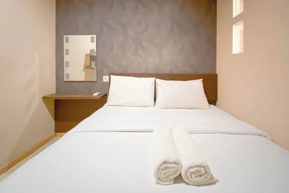 Spacious 1Br Classic At The Edge Bandung Apartment
