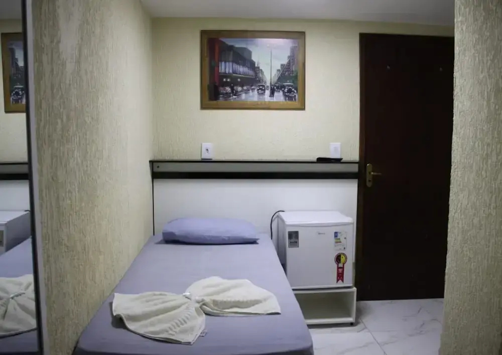 Economy room