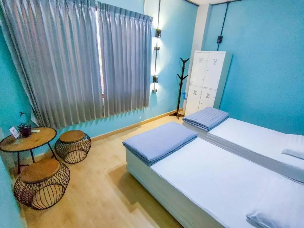 Economy room