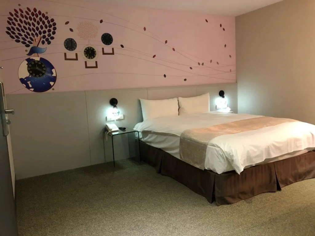 Travel Art Inn - Chambres