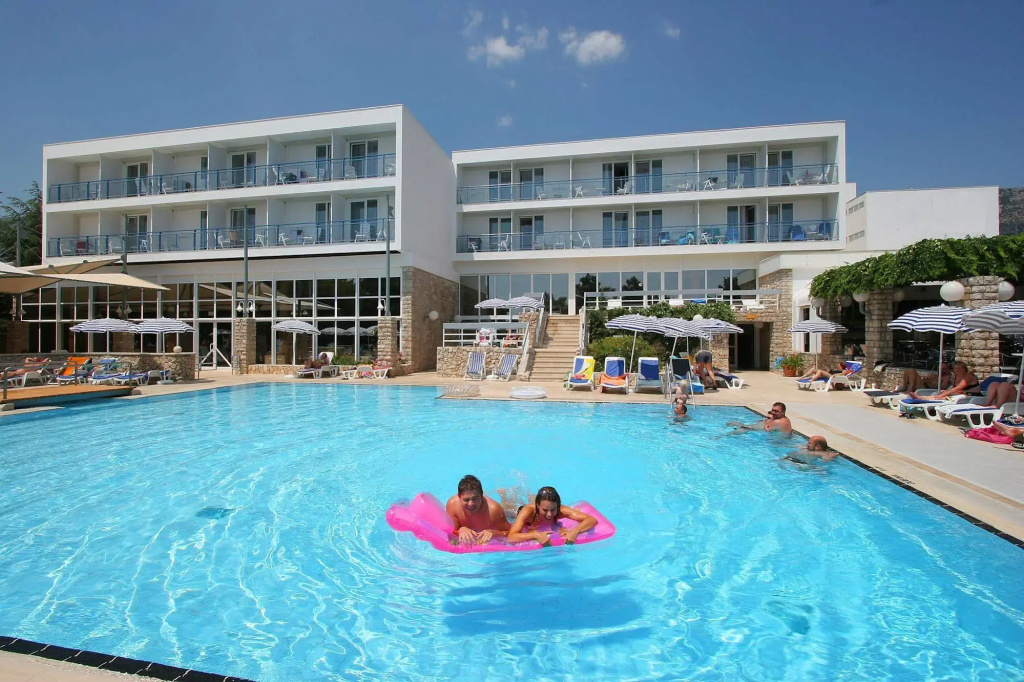 Bluesun Hotel Borak - Général