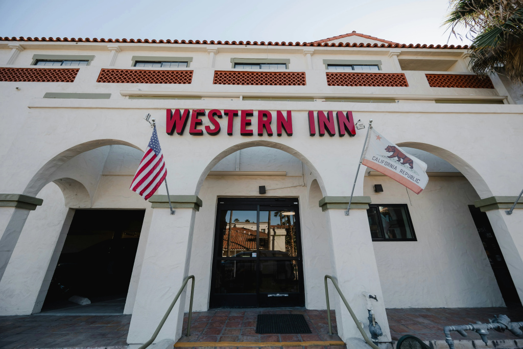Old Town Western Inn & Suites