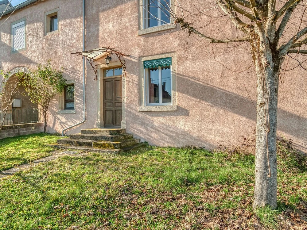 Two Unicorn Cottage