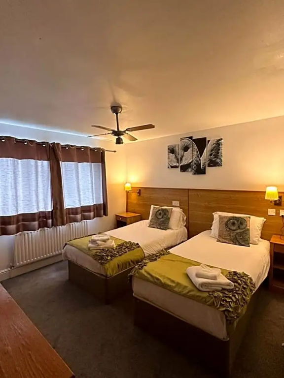 Standard Double room (full double bed)