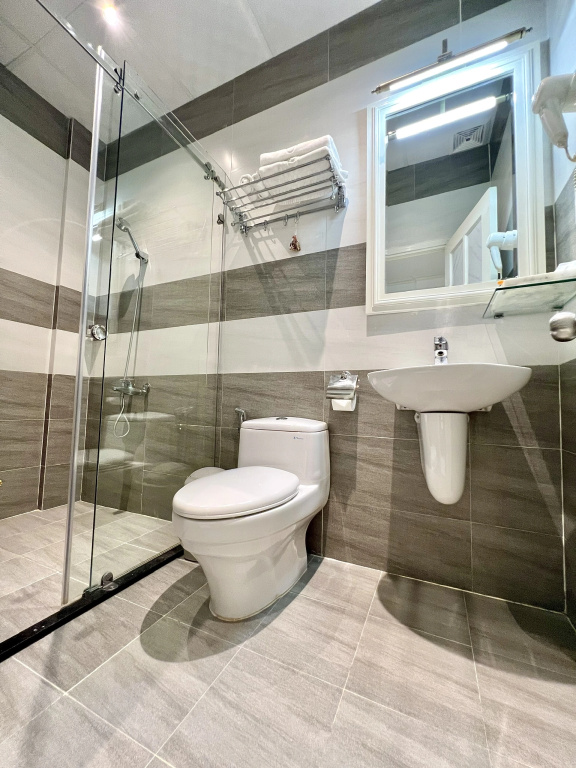 Premium Double room (full double bed)