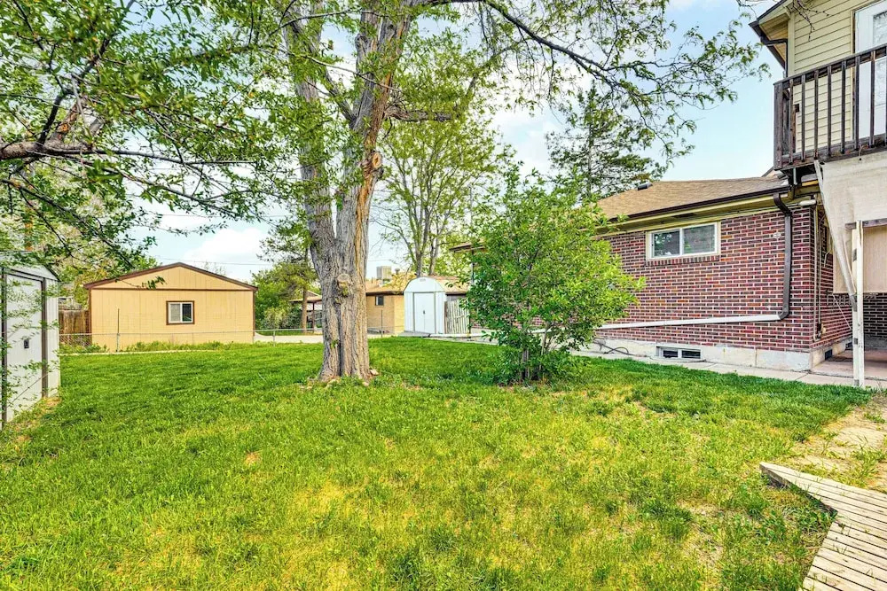 Near Family-friendly Attractions: Northglenn Home!