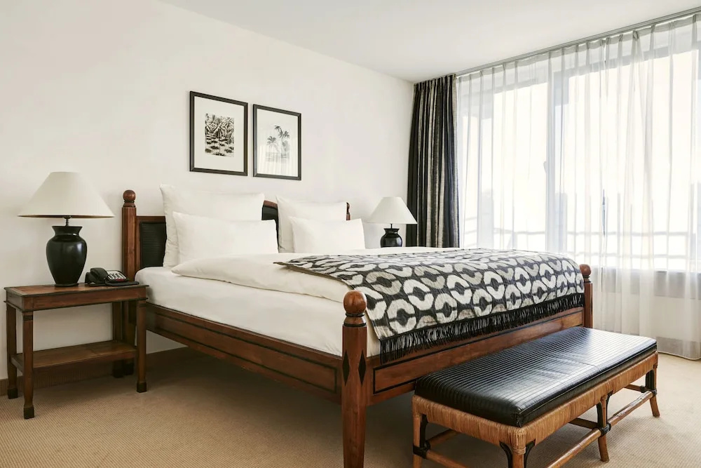 Superior Double Suite (full double bed)