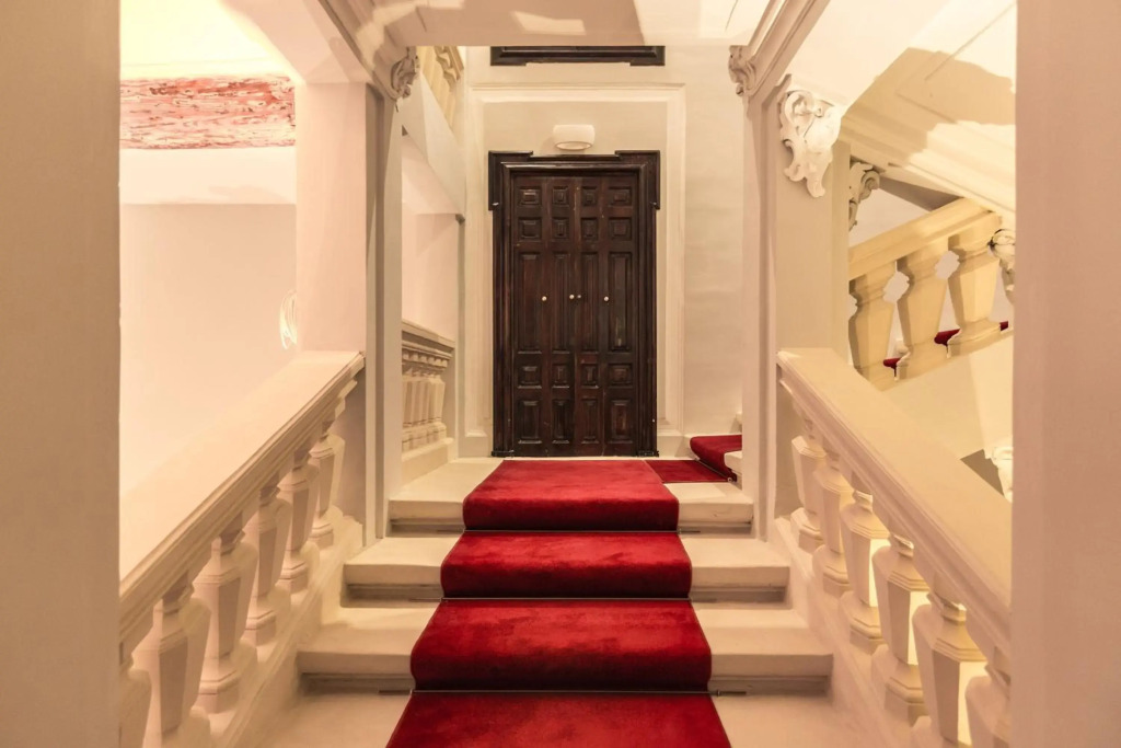 Image 12