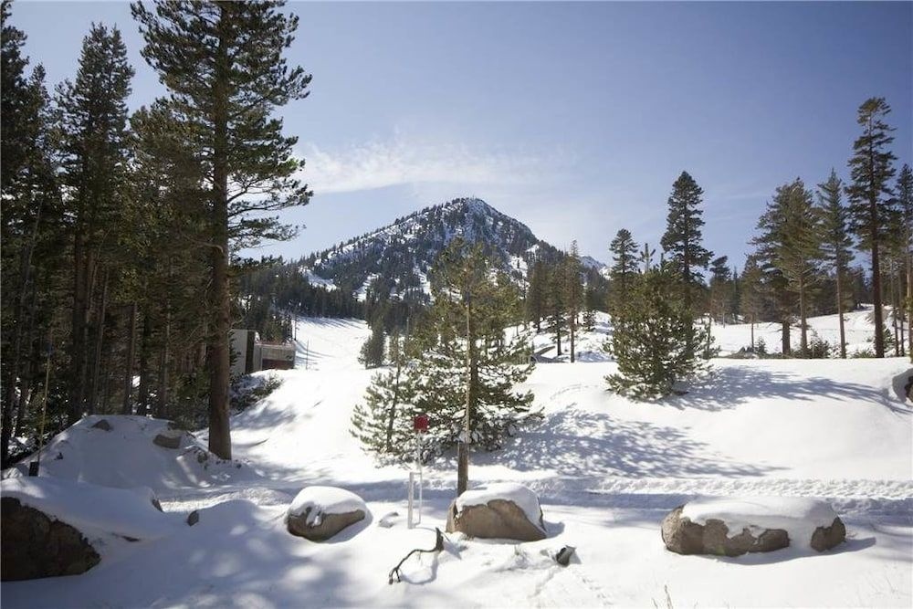 St Anton Condos #51 1 Bedroom 1 Bathroom Home