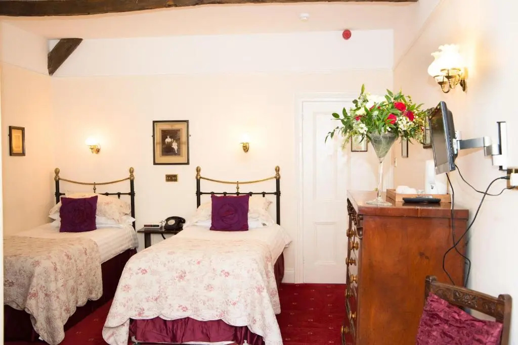 Two Bridges Hotel - Chambres