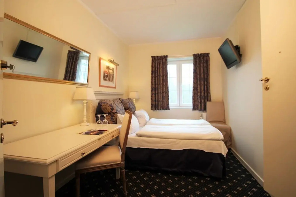 Hotel photo 30