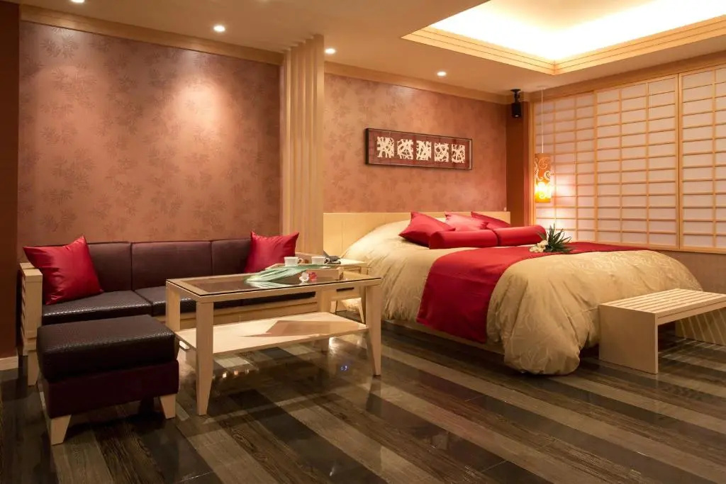 Superior Double room (full double bed)